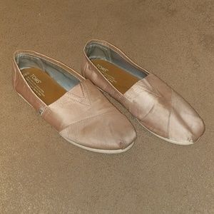 Women's TOMS